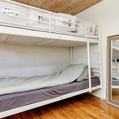 4 Person In Albaek-by Traum *